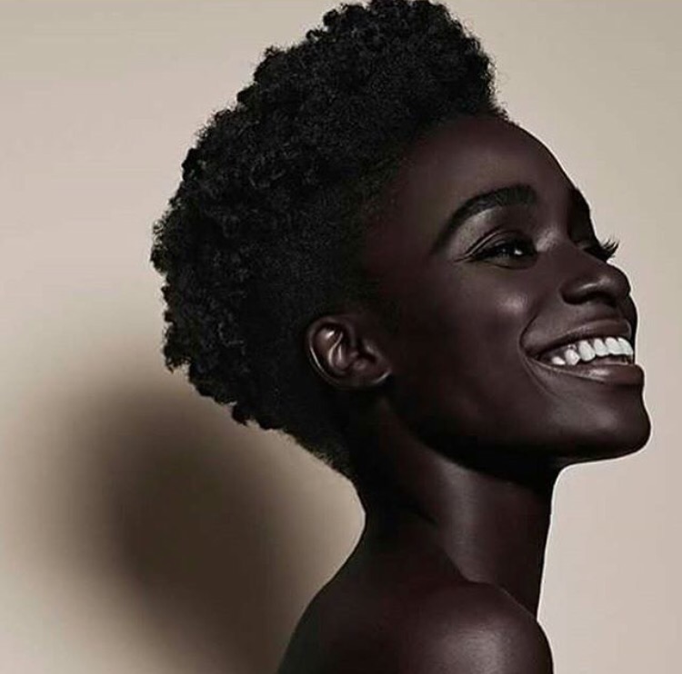 DIY: Huile Nourrissante Pour Cheveux Afro Crépus Naturels 