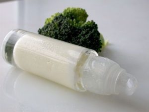 Lotion à base d'huile de brocoli