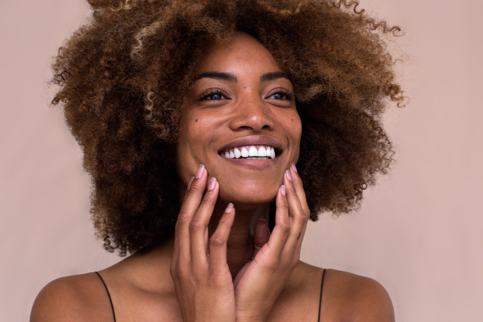 Les meilleures vitamines verso la bouton des chevelure. - Ma Poussiéreuse Afro